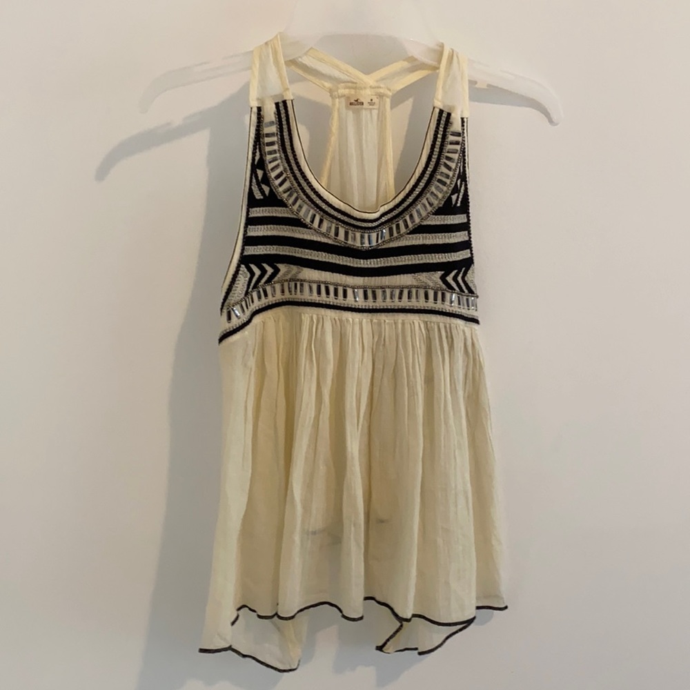 Hollister beautiful sequin detailing tank top.